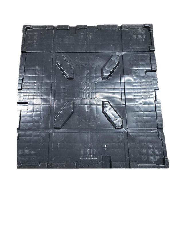 New Schaefer 45" x 48" x 6" MultiStac Lid - Image 3