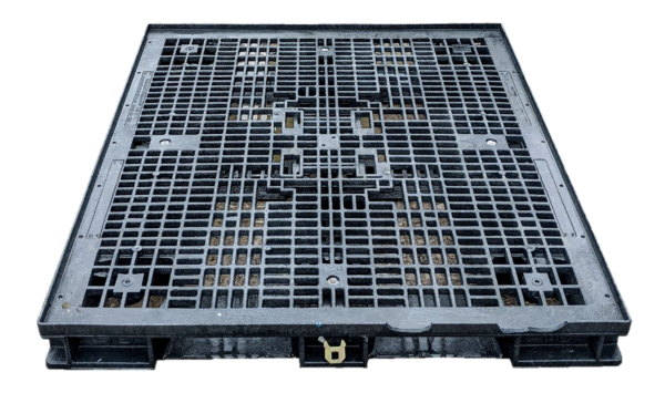 Used HPJ Industries used 57" x 48" x 6" Robinson Journey Style Pallet - Image 2
