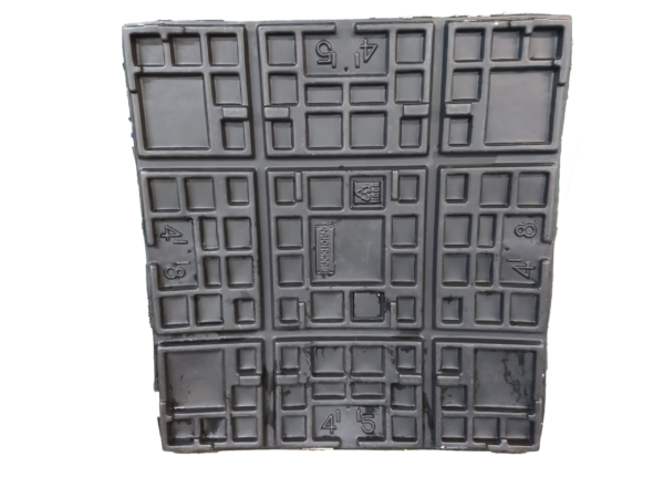 Used Buckhorn 45" x 48" x 6" Thermoformed Lid