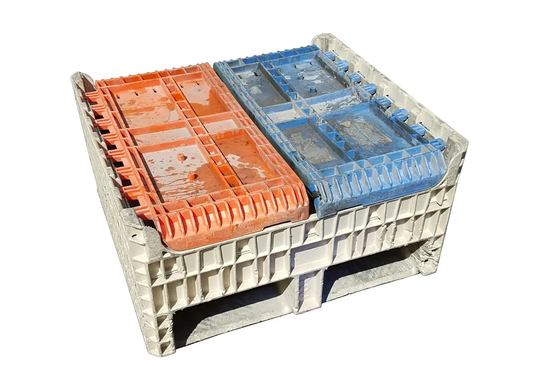 Reconditioned HPJ Industries 30" x 32" x 30" Mixed Color All Good Runner Bulk Container - Image 3